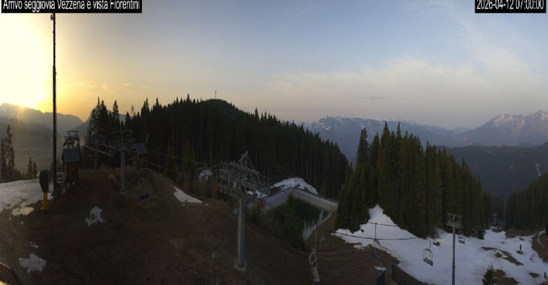 Webcam Ski Area Lavarone  - Chair lift Laghetto 