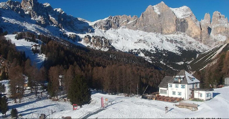 Webcam Vigo di Fassa-Pera-Ciampedìe - Vigo - Roda de Vael