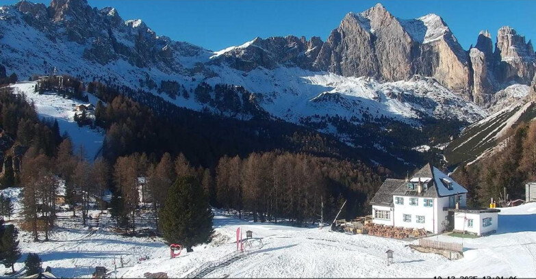 Webcam Vigo di Fassa-Pera-Ciampedìe - Vigo - Roda de Vael