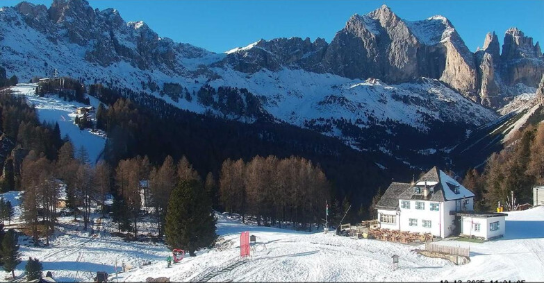 Webcam Vigo di Fassa-Pera-Ciampedìe - Vigo - Roda de Vael