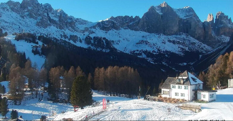 Webcam Vigo di Fassa-Pera-Ciampedìe - Vigo - Roda de Vael