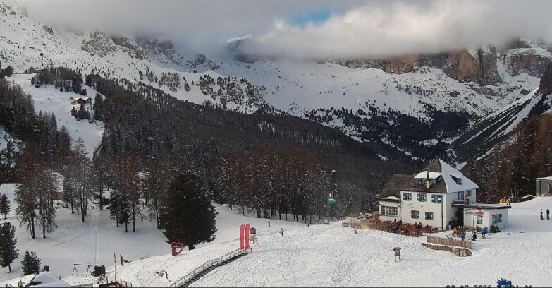 Webcam Vigo di Fassa-Pera-Ciampedìe - Vigo - Roda de Vael