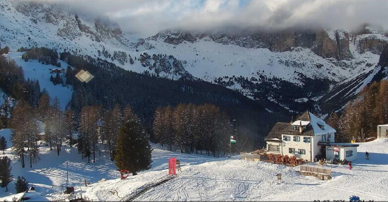 Webcam Vigo di Fassa-Pera-Ciampedìe - Vigo - Roda de Vael