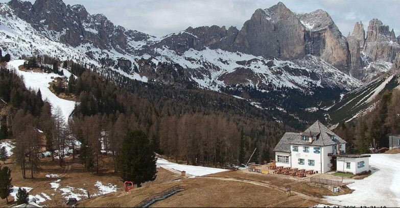 Webcam Vigo di Fassa-Pera-Ciampedìe - Vigo - Roda de Vael