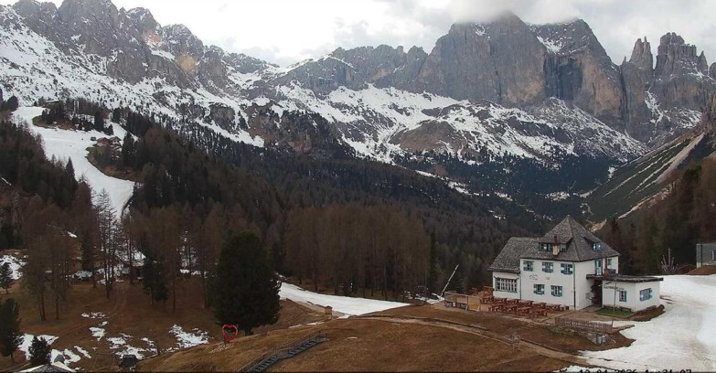 Webcam Vigo di Fassa-Pera-Ciampedìe - Vigo - Roda de Vael