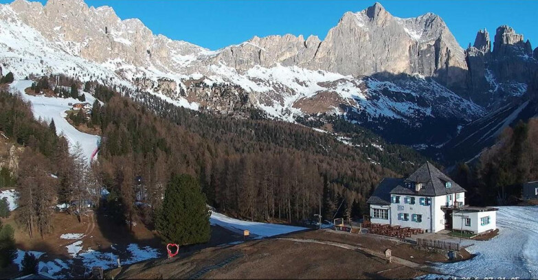 Webcam Vigo di Fassa-Pera-Ciampedìe - Vigo - Roda de Vael