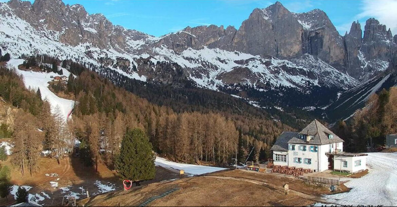 Webcam Vigo di Fassa-Pera-Ciampedìe - Vigo - Roda de Vael -Dolomiti di Fassa