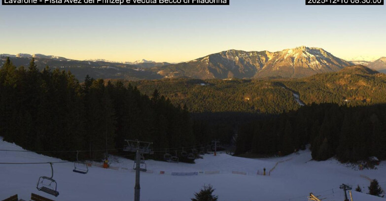 Webcam Ski area Lavarone - Pista Avez- seggiovia Lagh.