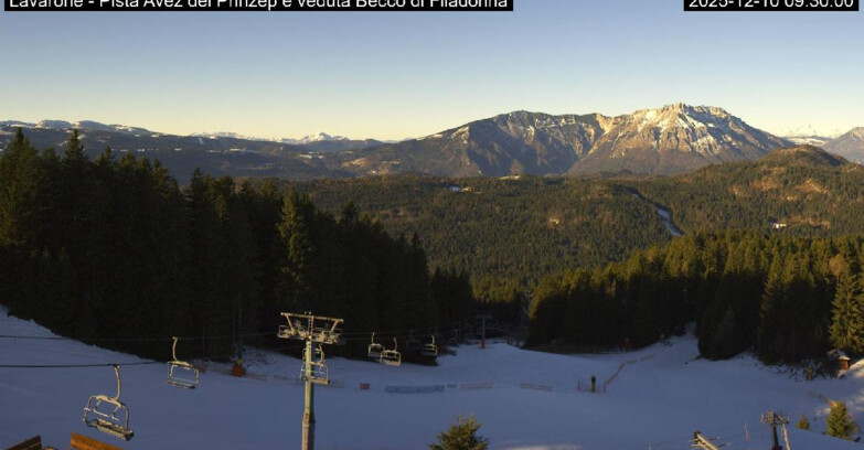 Webcam Ski area Lavarone - Pista Avez- seggiovia Lagh.