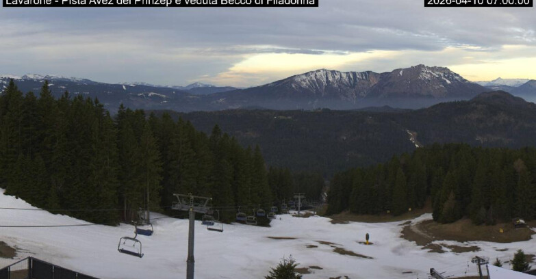 Webcam Lavarone Skigegiet - Pista Avez- seggiovia Lagh.