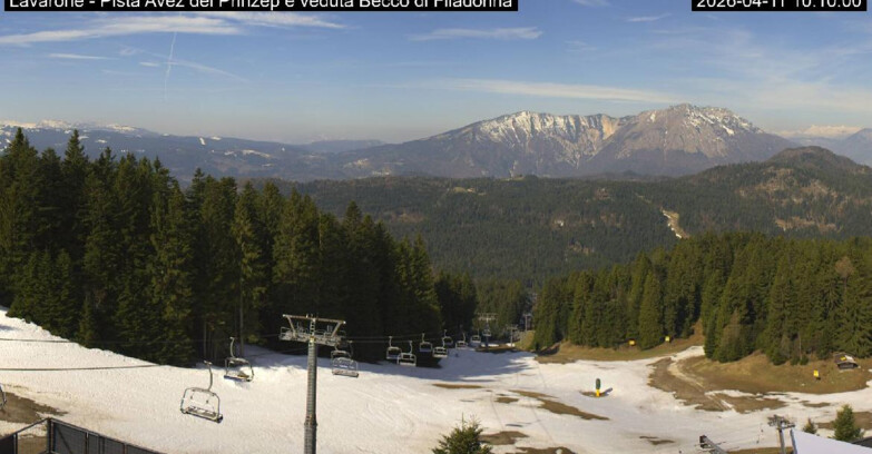 Webcam Лавароне  - Pista Avez- seggiovia Lagh.