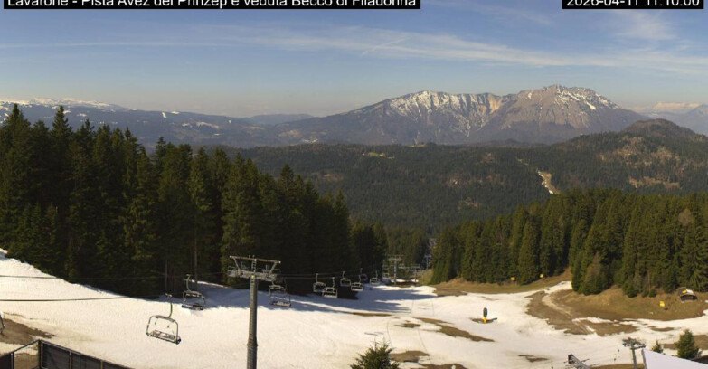 Webcam Лавароне  - Pista Avez- seggiovia Lagh.