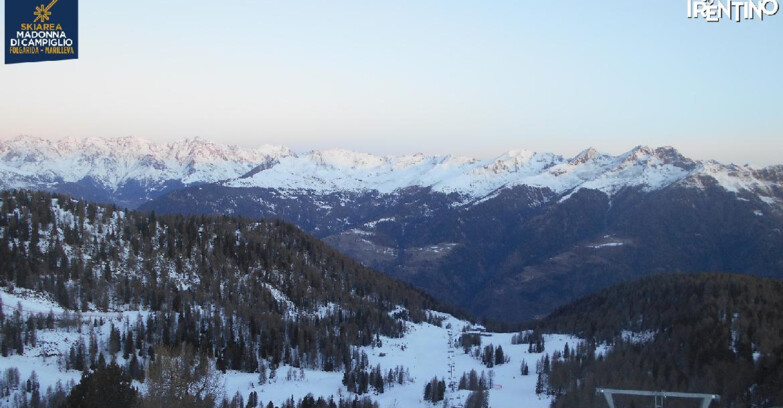Webcam Folgarida-Marilleva  (Skiarea Campiglio Dolomiti di Brenta - Val di Sole Val Rendena) - Val Panciana