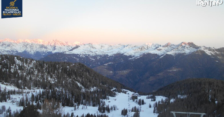 Webcam Ski area Campiglio Dolomiti di Brenta Val di Sole Val Rendena - Val Panciana