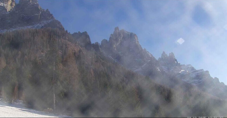 Webcam Сан-Мартино-ди-Кастроцца - Пассо-Ролле - Le Pale di San Martino