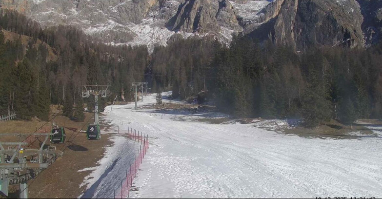 Webcam San Martino di Castrozza - Passo Rolle - Pista Col Verde