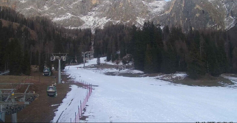 Webcam San Martino di Castrozza - Passo Rolle - Pista Col Verde