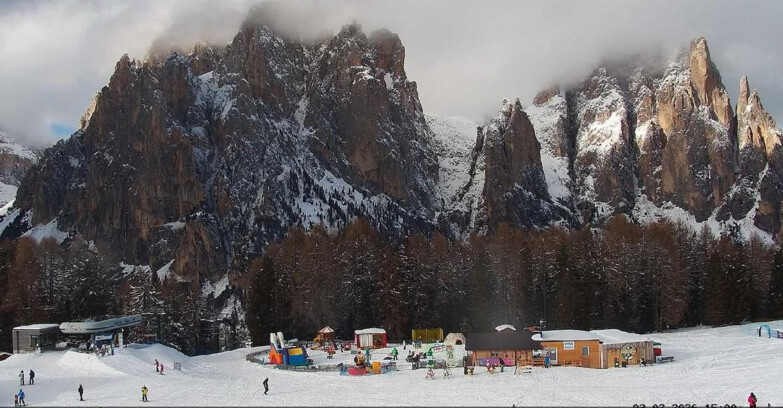 Webcam Vigo di Fassa-Pera-Ciampedìe - Vigo - Ciampedie - Baby Park