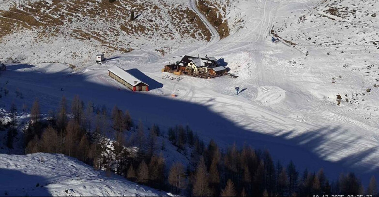 Webcam San Martino di Castrozza - Passo Rolle  - Malga Tognola