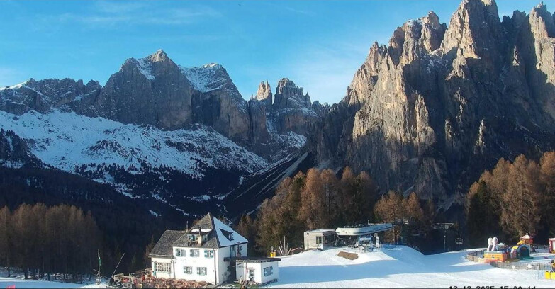 Webcam Vigo di Fassa-Pera-Ciampedìe - Vigo di Fassa - Torri del Vajolet