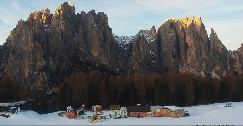 Webcam Виго-ди-Фасса-Пера-Чампедие  - Vigo - dirupi di Larsech