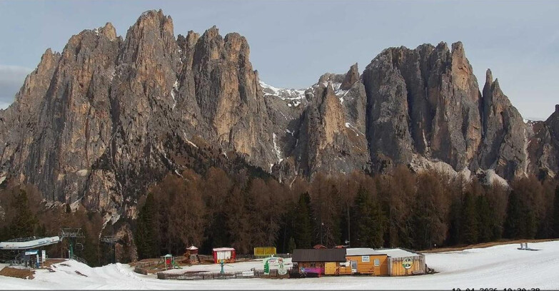 Webcam Виго-ди-Фасса-Пера-Чампедие  - Vigo - dirupi di Larsech