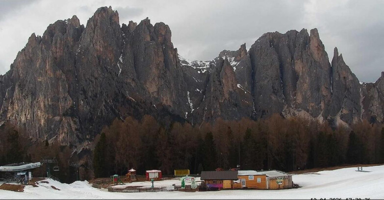 Webcam Виго-ди-Фасса-Пера-Чампедие  - Vigo - dirupi di Larsech