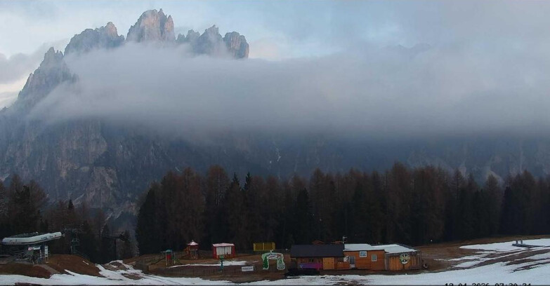 Webcam Виго-ди-Фасса-Пера-Чампедие  - Vigo - dirupi di Larsech