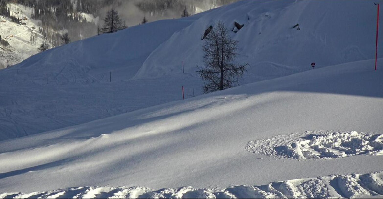 Webcam San Martino di Castrozza - Passo Rolle - Pista Tognola UNO