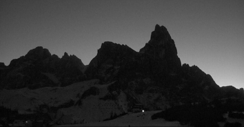 Webcam San Martino di Castrozza - Passo Rolle  - Passo Rolle - Il Cimone