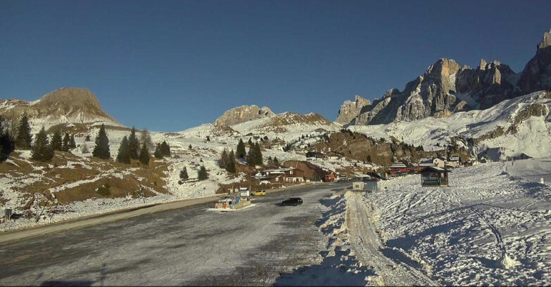 Webcam San Martino di Castrozza - Passo Rolle - Passo Rolle - Castellazzo