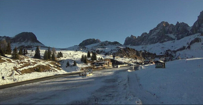Webcam San Martino di Castrozza - Passo Rolle - Passo Rolle - Castellazzo