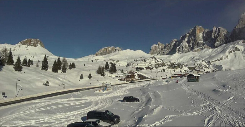 Webcam San Martino di Castrozza - Passo Rolle - Passo Rolle - Castellazzo