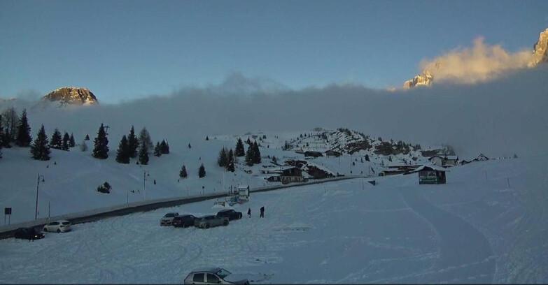 Webcam San Martino di Castrozza - Passo Rolle - Passo Rolle - Castellazzo
