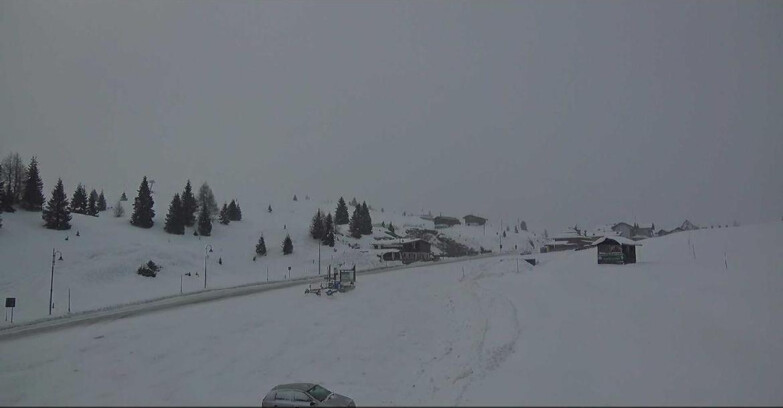 Webcam San Martino di Castrozza - Passo Rolle - Passo Rolle - Castellazzo