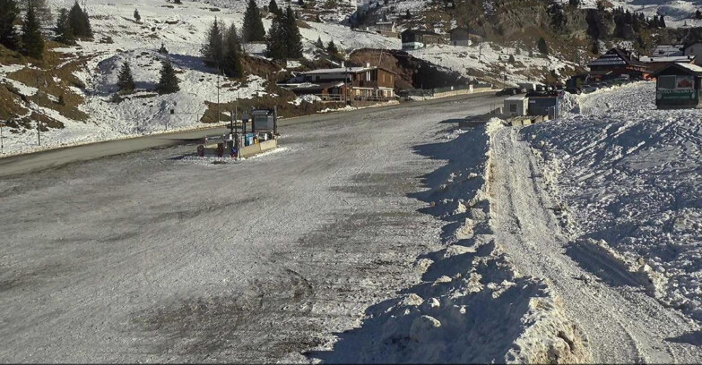 Webcam Сан-Мартино-ди-Кастроцца - Пассо-Ролле - Passo Rolle