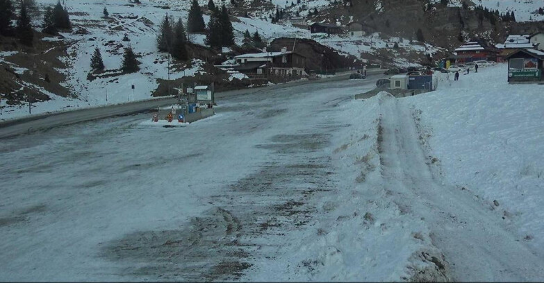 Webcam Сан-Мартино-ди-Кастроцца - Пассо-Ролле - Passo Rolle