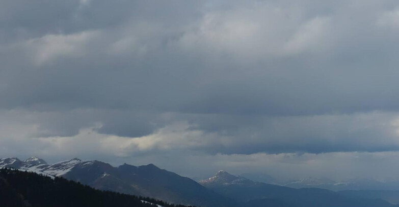 Webcam Madonna di Campiglio (Skiarea Campiglio Dolomiti di Brenta - Val di Sole Val Rendena) - Area Grostè