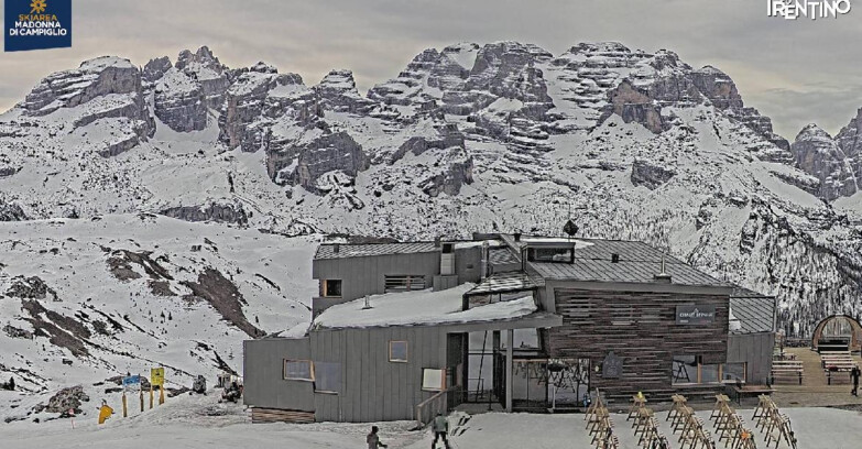 Webcam Madonna di Campiglio - Chalet Spinale