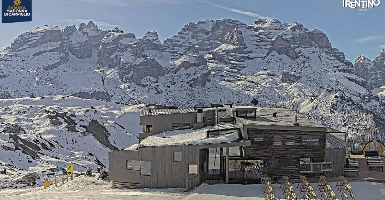Webcam Madonna di Campiglio - Chalet Spinale