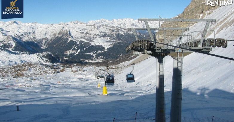 Webcam Madonna di Campiglio - From Grostè 