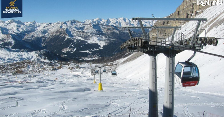 Webcam Madonna di Campiglio - From Grostè 