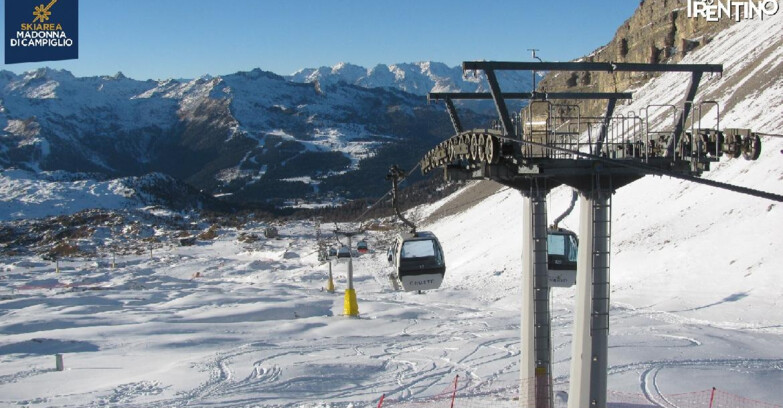 Webcam Madonna di Campiglio - From Grostè 