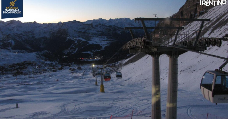 Webcam Madonna di Campiglio - From Grostè 