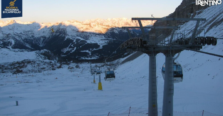 Webcam Madonna di Campiglio - From Grostè 