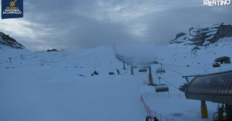 Webcam Madonna di Campiglio (Skiarea Campiglio Dolomiti di Brenta - Val di Sole Val Rendena) - Grostè 2500