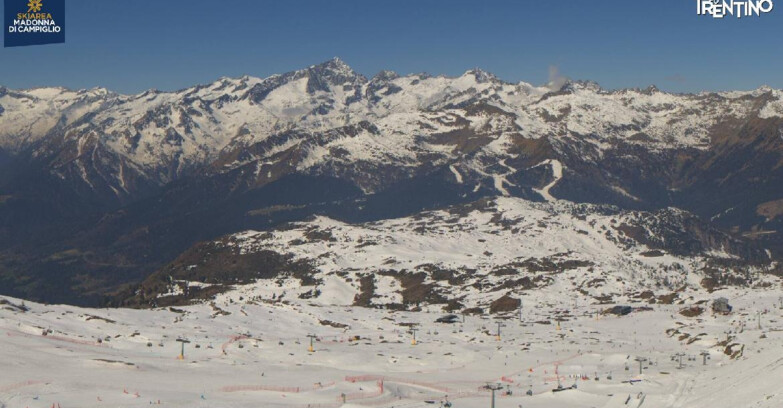 Webcam Madonna di Campiglio (Skiarea Campiglio Dolomiti di Brenta - Val di Sole Val Rendena) - Grostè Area