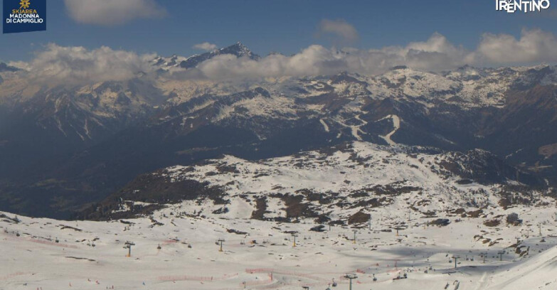 Webcam Madonna di Campiglio (Skiarea Campiglio Dolomiti di Brenta - Val di Sole Val Rendena) - Grostè Area