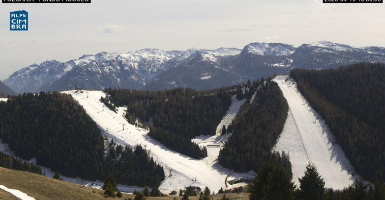 Webcam Skiarea Folgaria-Fiorentini - Folgaria Fondo Piccolo 
